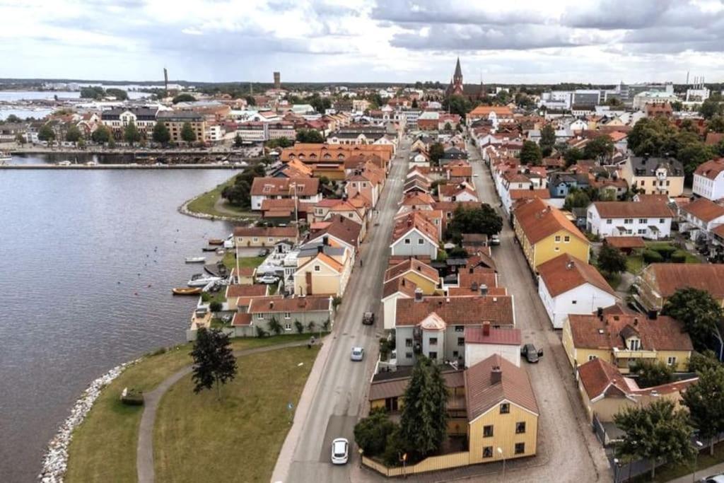 Central Laegenhet I 1700-Talshus Vastervik Ngoại thất bức ảnh
